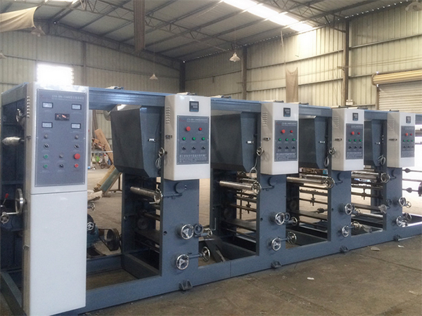 輪轉凹印薄膜壓力機 輪轉凹印薄膜壓力機